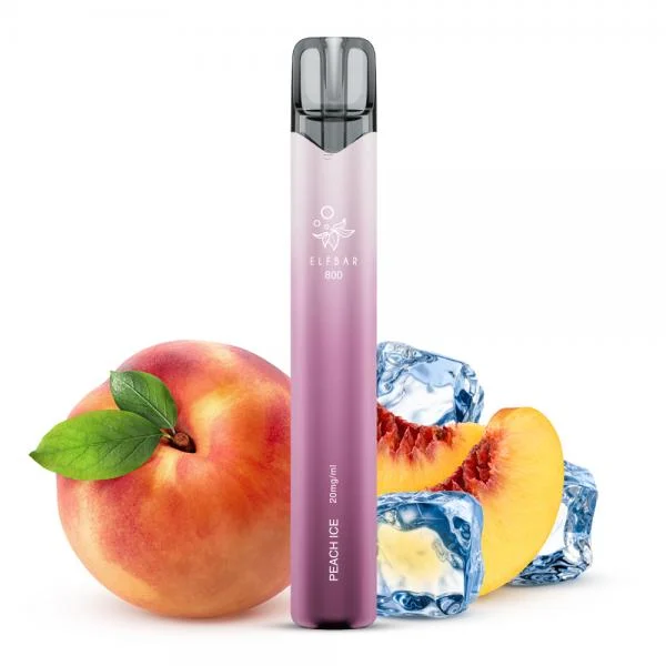 ElfBar 800 Peach Ice Vape in rosa-violettem Design, umgeben von frischem Pfirsich und Eiswürfeln.